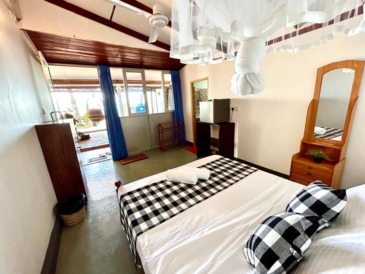 Hotel Kenno'S Korner Weligama Exterior foto